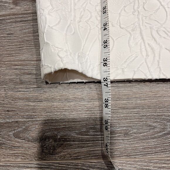 Pamella Roland White Beaded 100% Silk Made In The USA Size 4 Embossed Dress - Picture 14 of 14